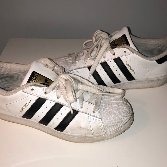 Adidas superstars - Picture 3 of 6
